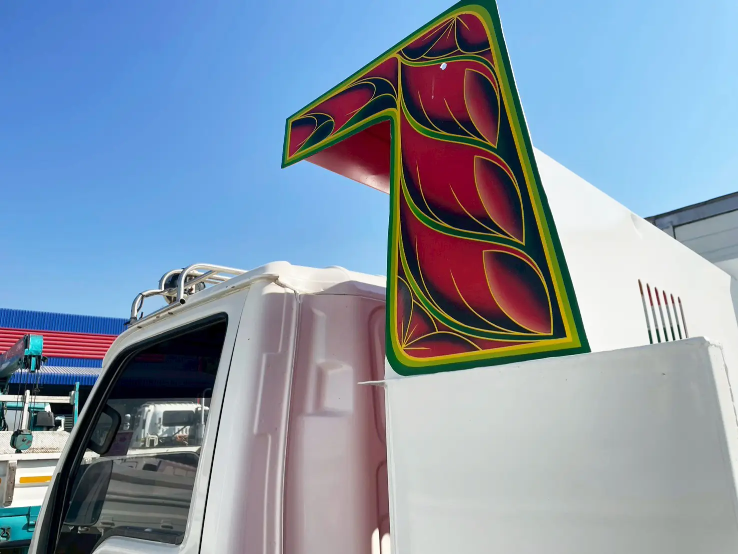 ISUZU NQR75 175 แรง ปี 49 6 ล้อดั้ม