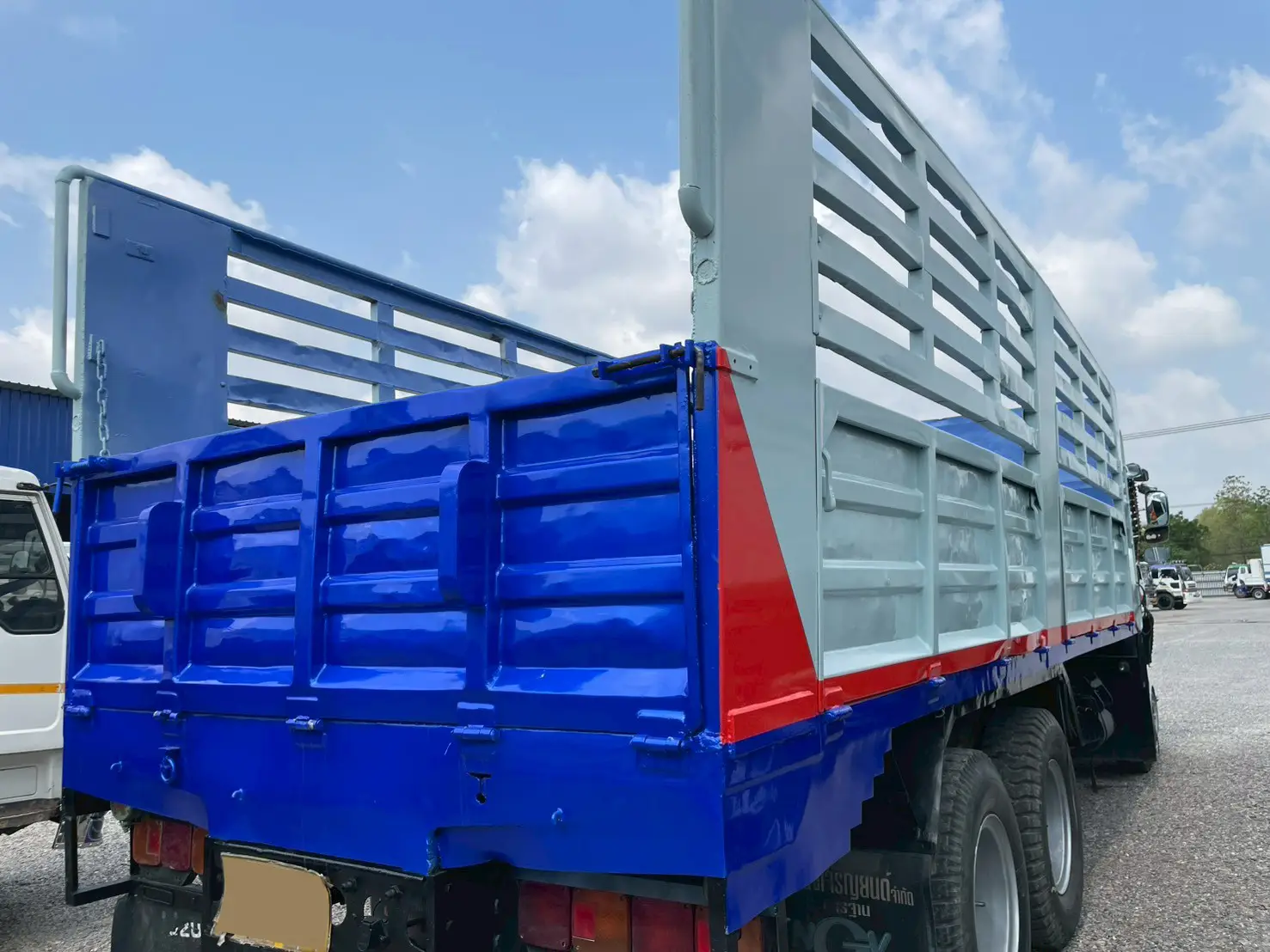 ISUZU FVM  195 แรง ปี 37 10 ล้อ
