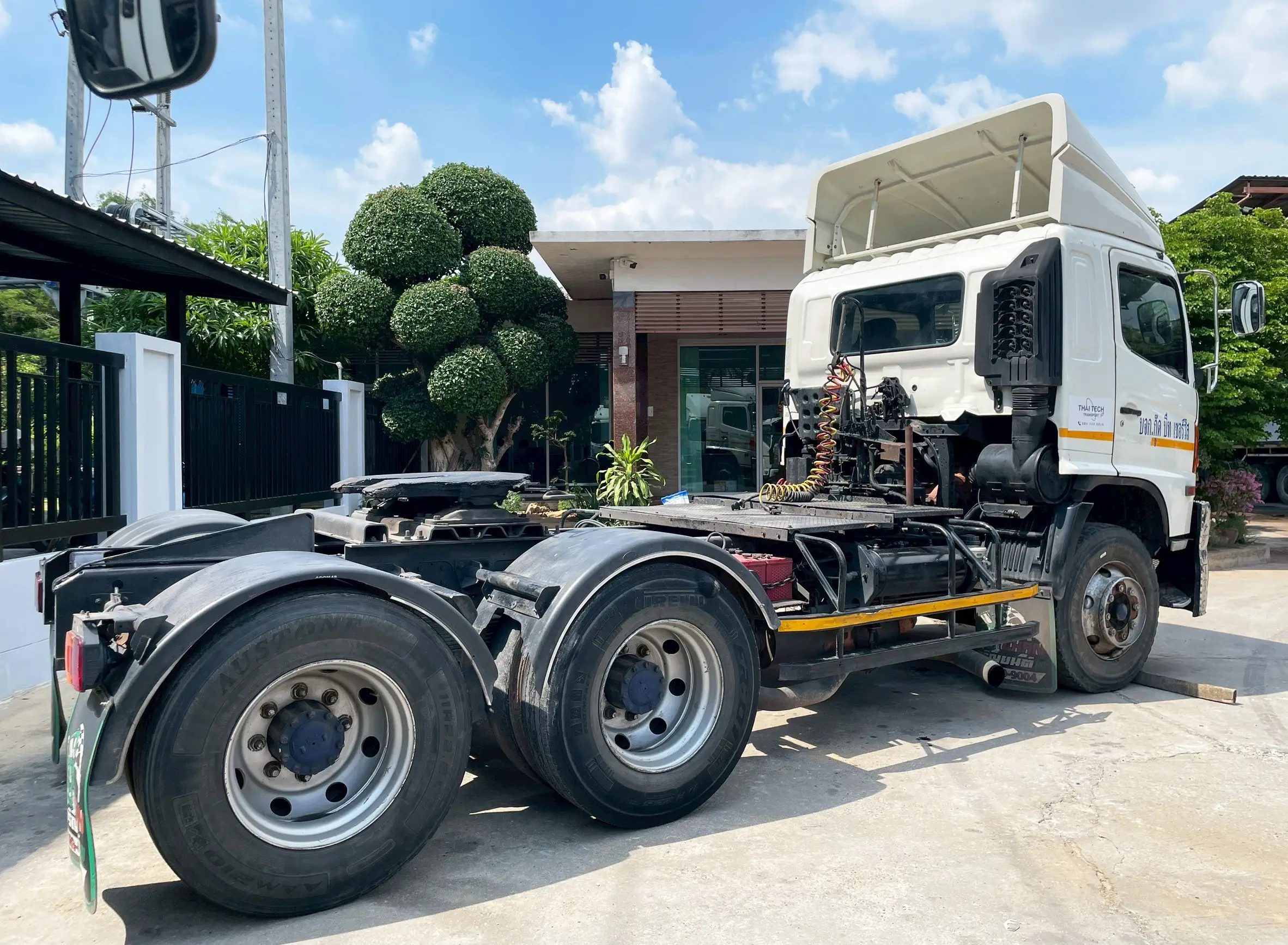 10 หัวลาก  HINO FM2P 314 แรง ปี 48