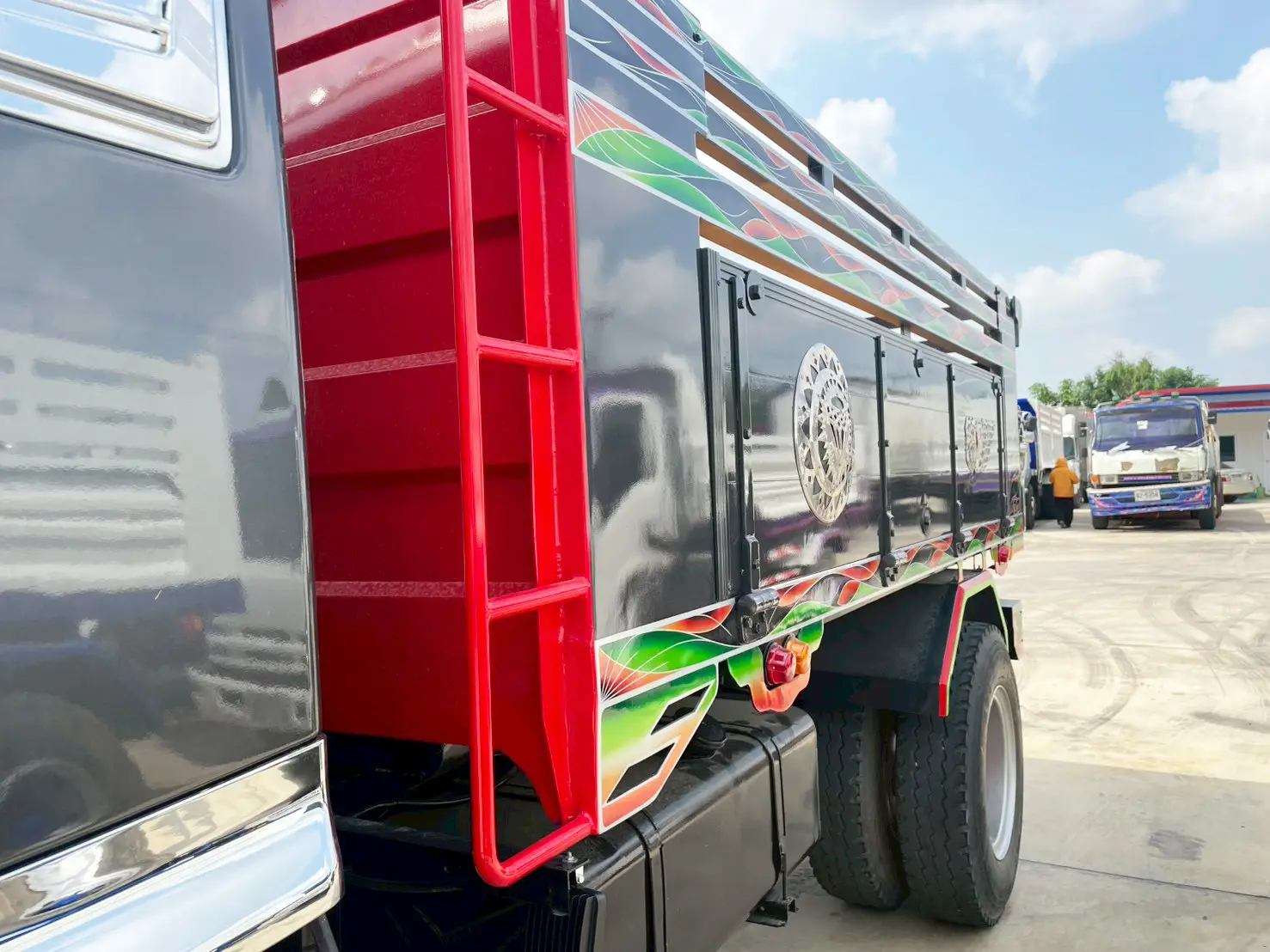 HINO FG8J 212 แรง ปี 58 เทาแลมโบ