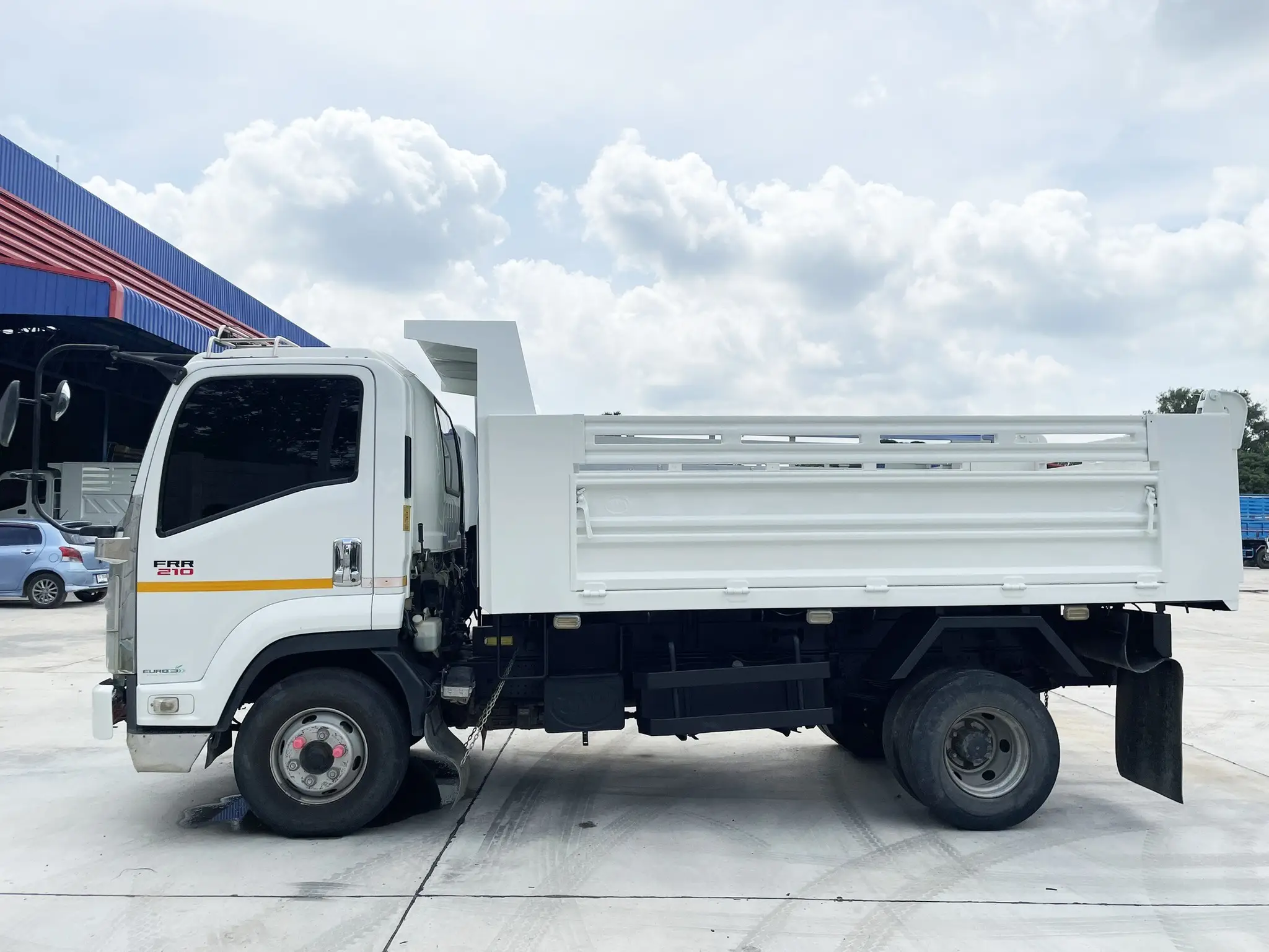 ISUZU FRR90 210 แรง ปี 63